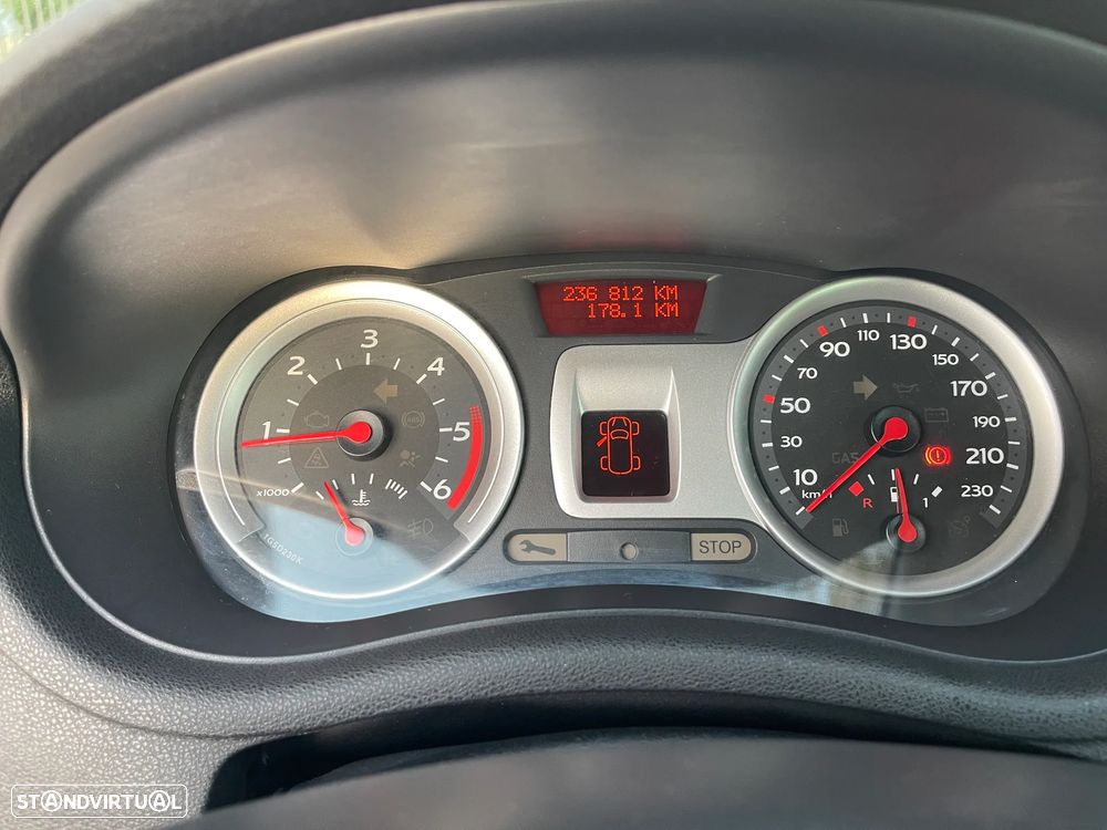 Renault Clio Break 1.5 dCi Dynamique S - 8