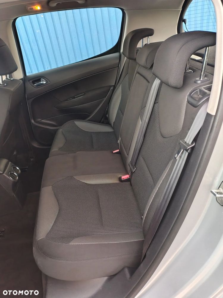 Peugeot 308 - 18