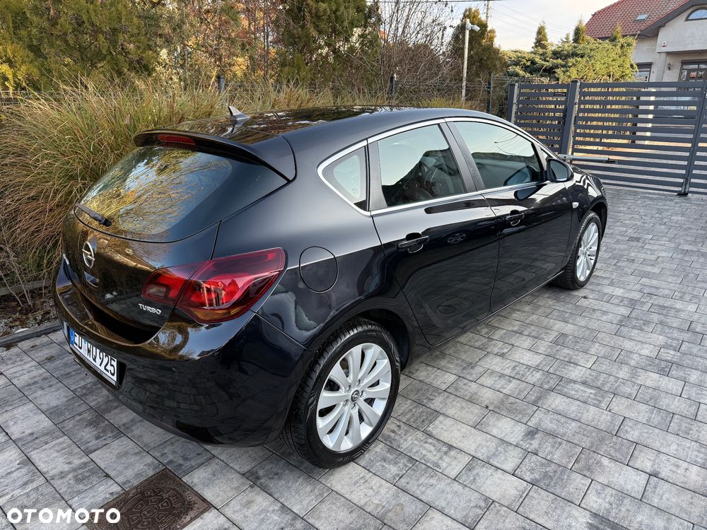 Opel Astra 1.4 T Cosmo - 35