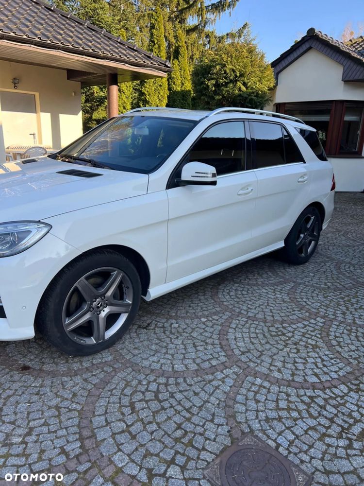 Mercedes-Benz ML - 4