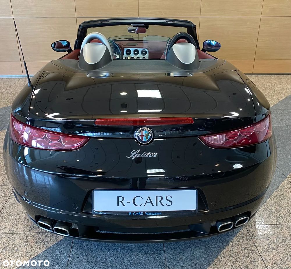 Alfa Romeo Spider 3.2JTS Q4 - 11