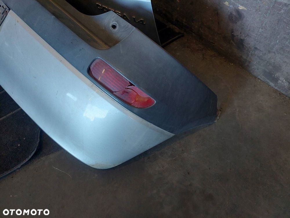 KOMPLETNY TYŁ KLAPA BAGAŻNIKA ZDERZAK TYŁ LAMPY OPEL CORSA C Z157 - 5