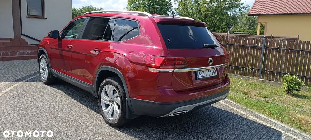 Volkswagen Atlas - 2