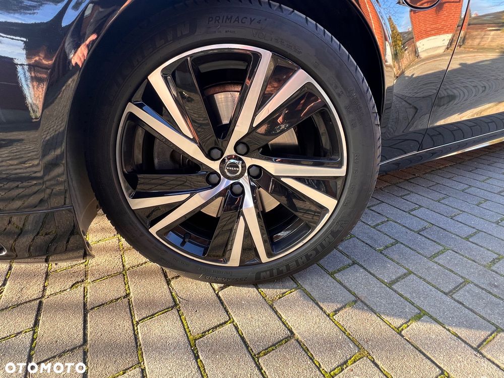 Volvo S90 T8 AWD Plug-In Hybrid R-Design - 6