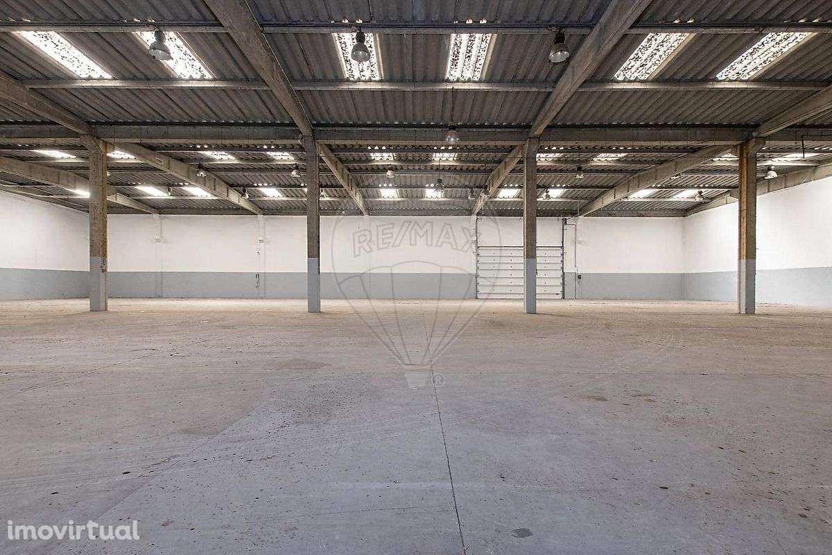 Armazém  para venda - Grande imagem: 2/9