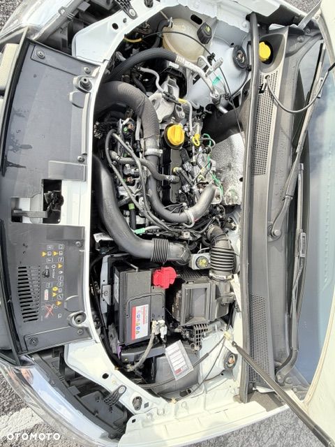 Dacia Sandero 1.0 TCe Laureate S&S - 13