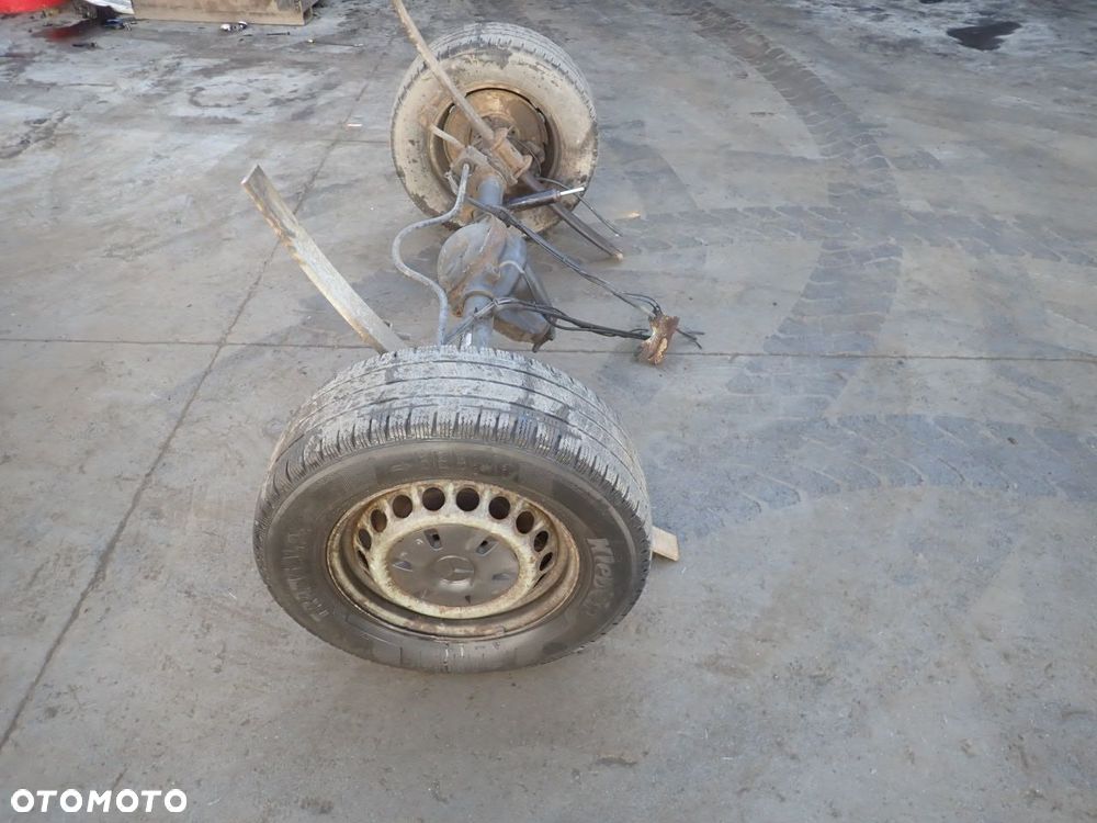 MOST TYLNY MERCEDES-BENZ SPRINTER W906 313 CDI A9063500800 - 4