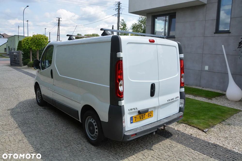 Opel Vivaro - 6
