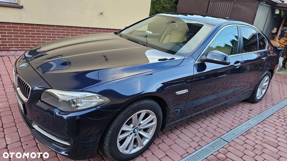 BMW Seria 5 528i xDrive Sport-Aut Luxury Line - 12