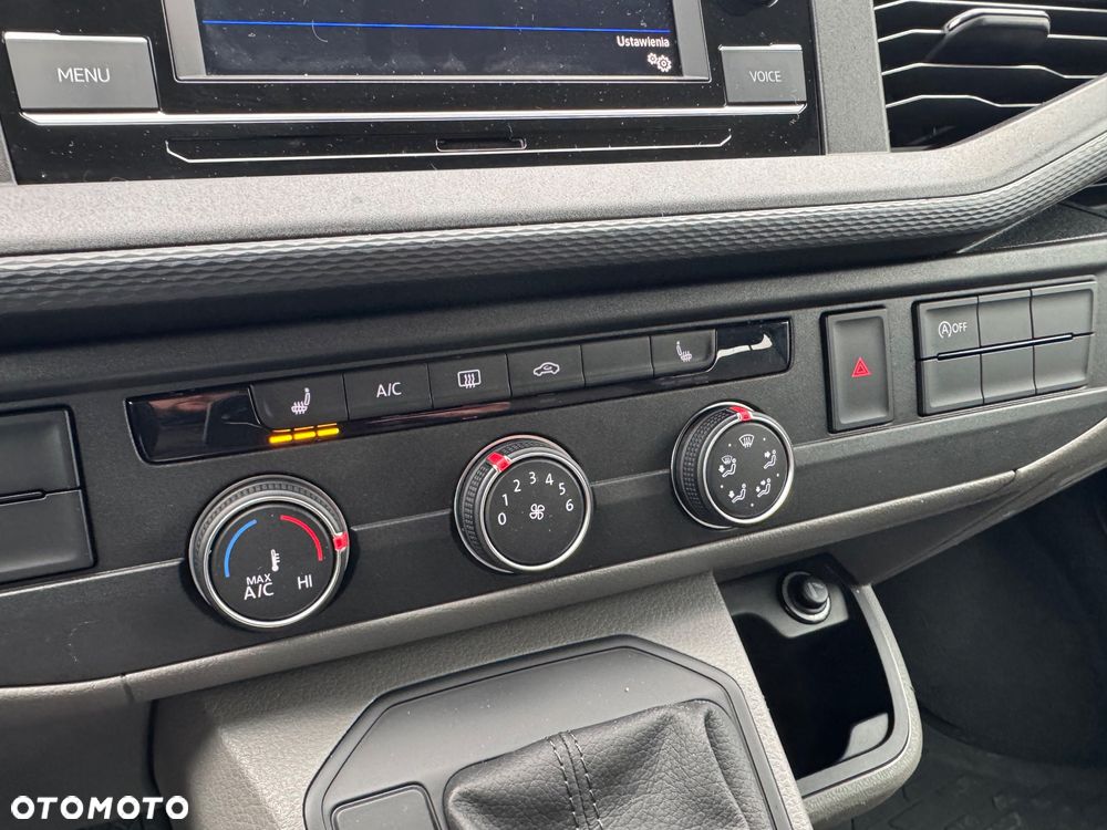 Volkswagen Transporter - 33