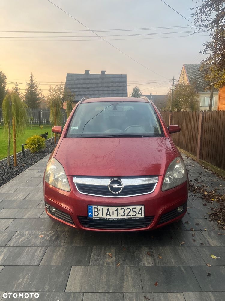 Opel Zafira 1.8 Essentia - 11