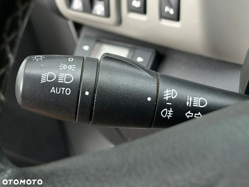 Renault Trafic - 23