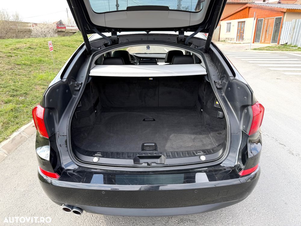 BMW Seria 5 530d xDrive Aut. - 12