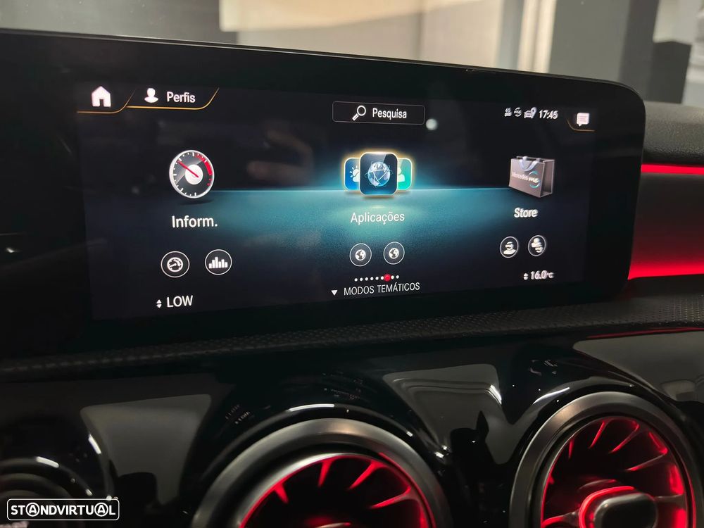 Mercedes-Benz A 180 Limousine d AMG Line Aut. - 21