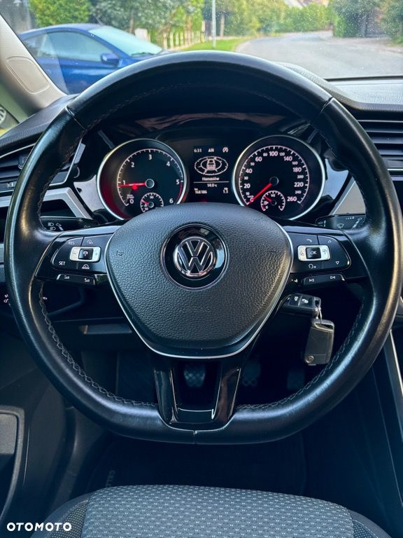 Volkswagen Touran 2.0 TDI SCR (BlueMotion Technology) Highline - 19