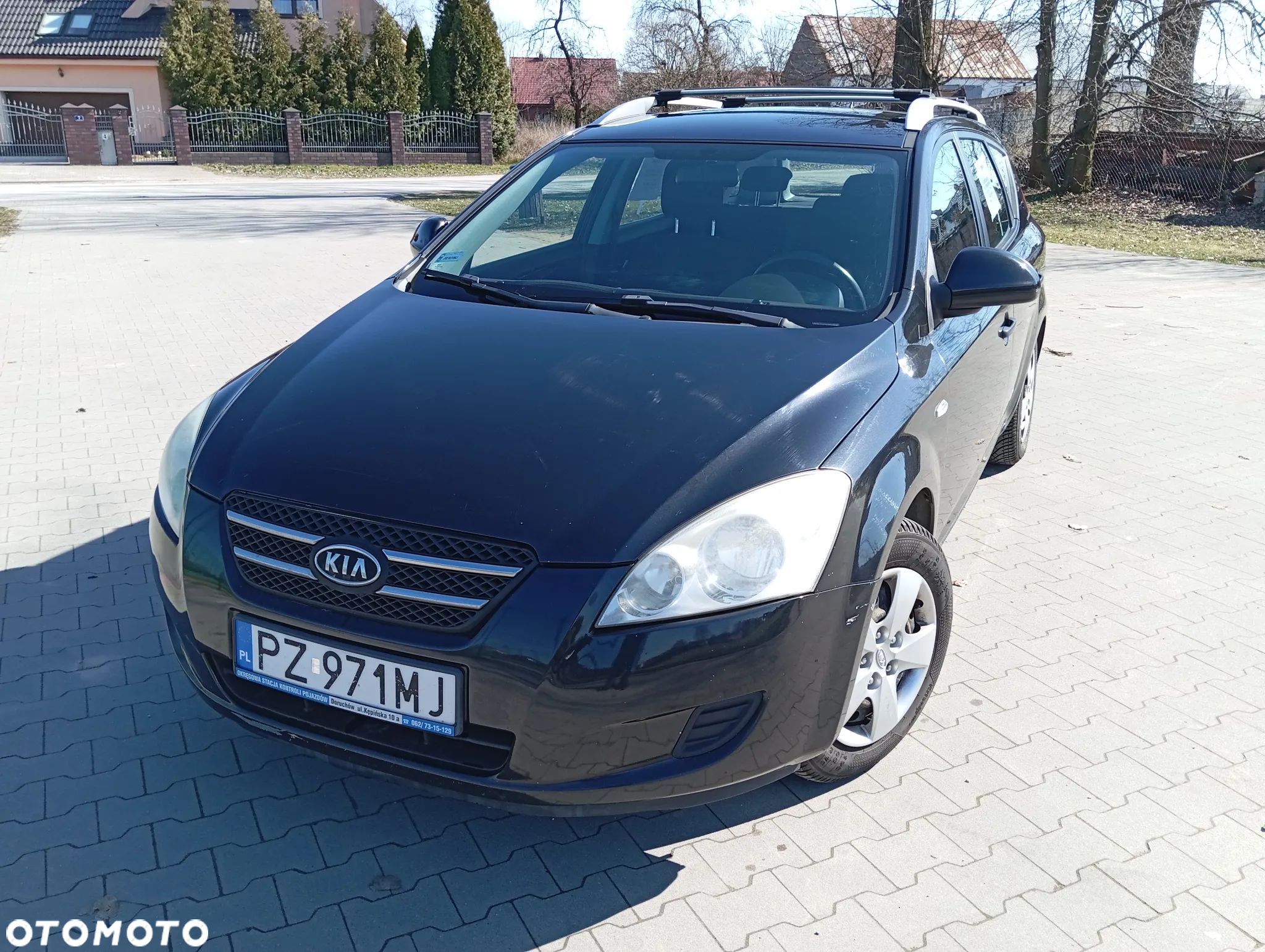 Kia Ceed - 1