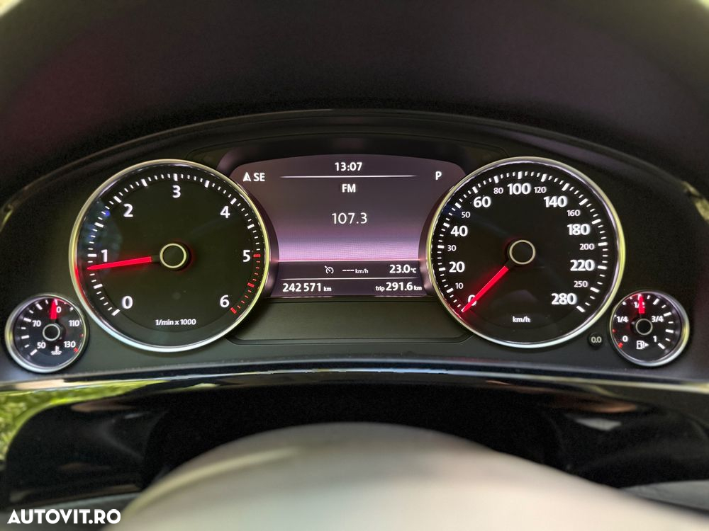 Volkswagen Touareg 3.0 V6 TDI SCR Blue Motion DPF Automatik - 8