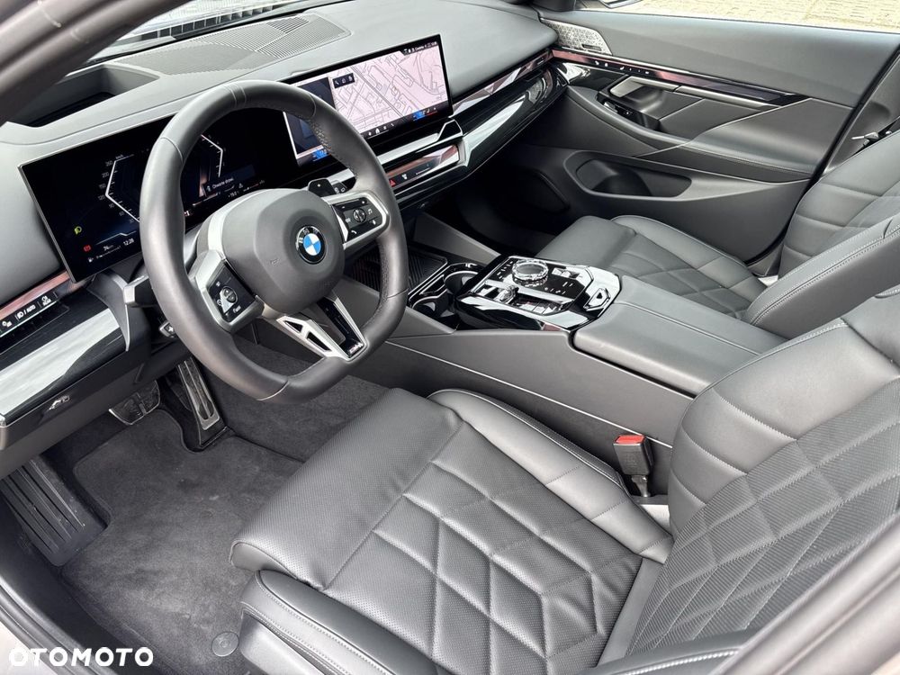 BMW Seria 5 - 12