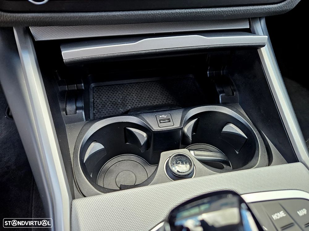 BMW 320 d Auto - 30