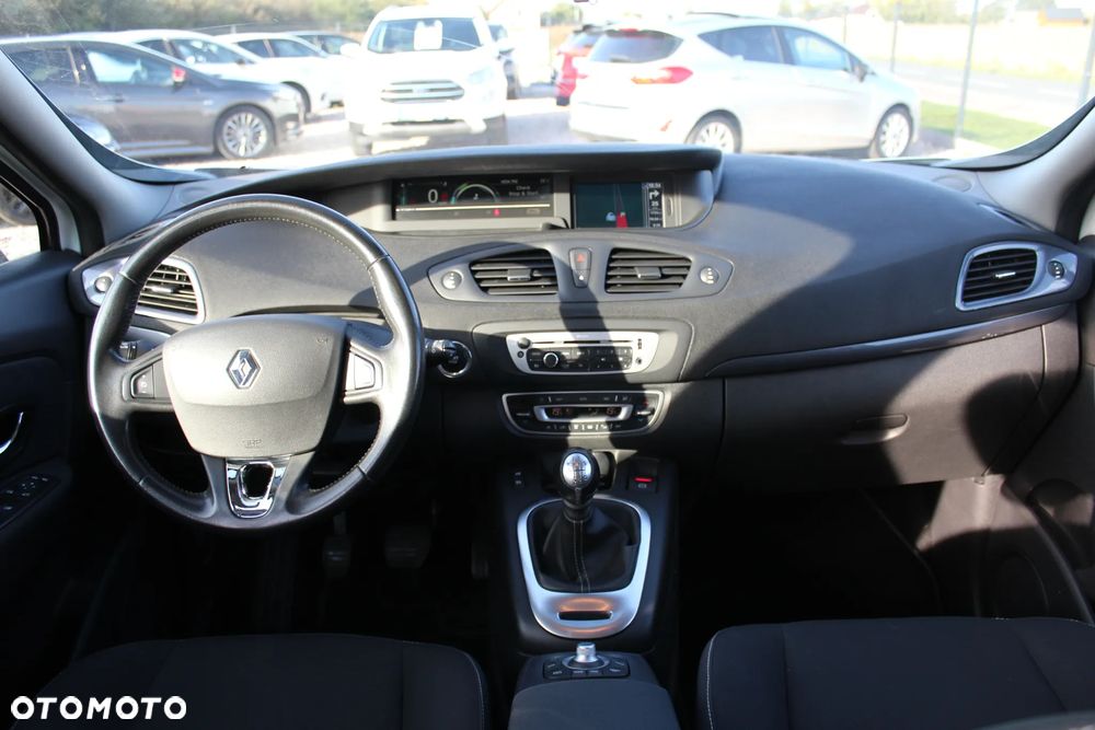 Renault Scenic - 28