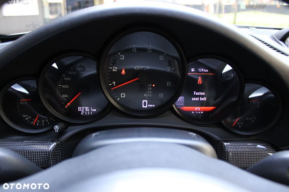 Porsche 911 Carrera GTS PDK - 23