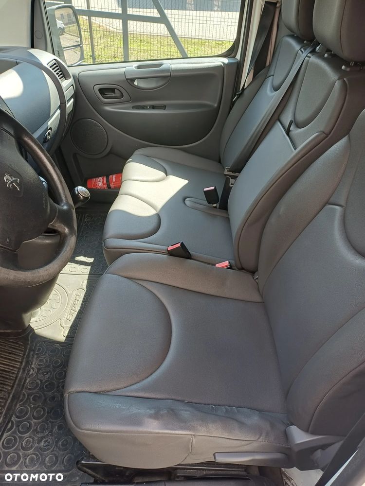 Peugeot Expert - 12