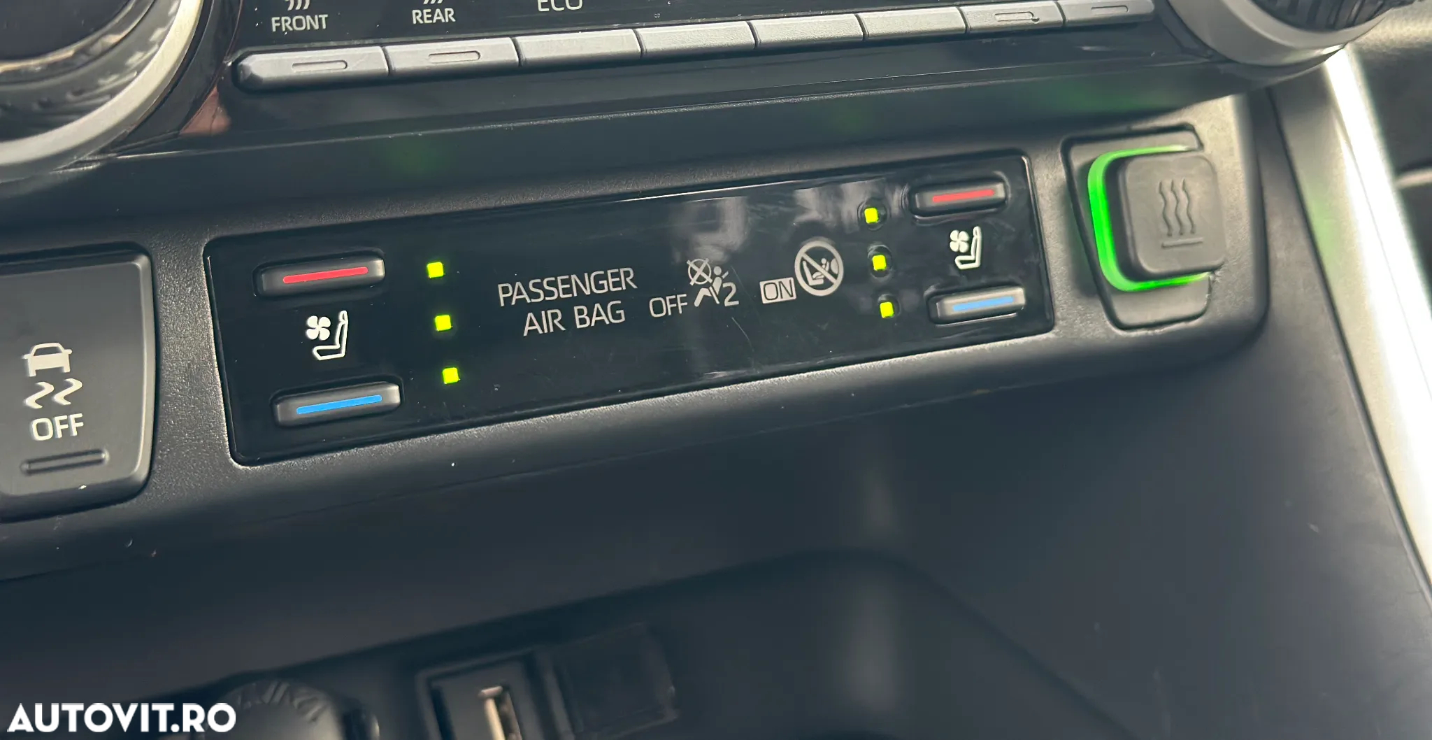 Toyota RAV4 2.5 Hybrid VVT-iE 4x4 Luxury - 19