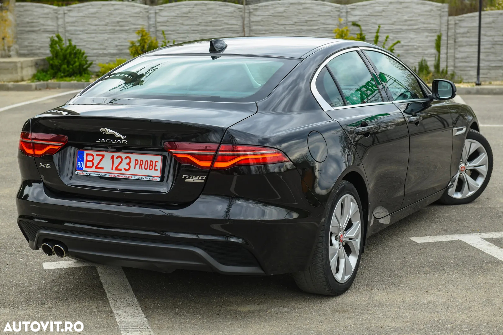 Jaguar XE D180 Aut. S - 24