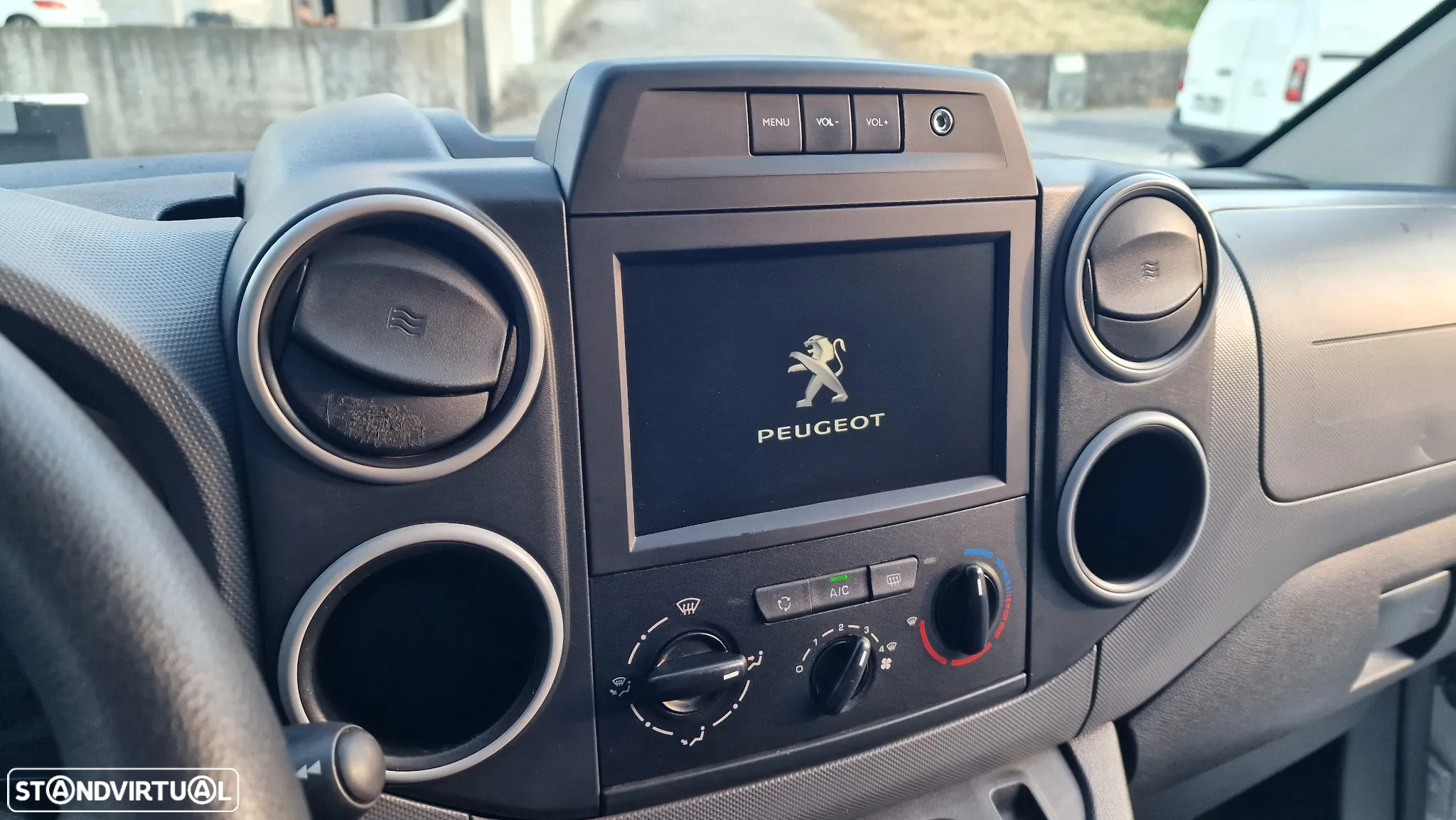 Peugeot PARTNER 1,6 HDI PREMIUM 100CV 3 LUG GPS - 19