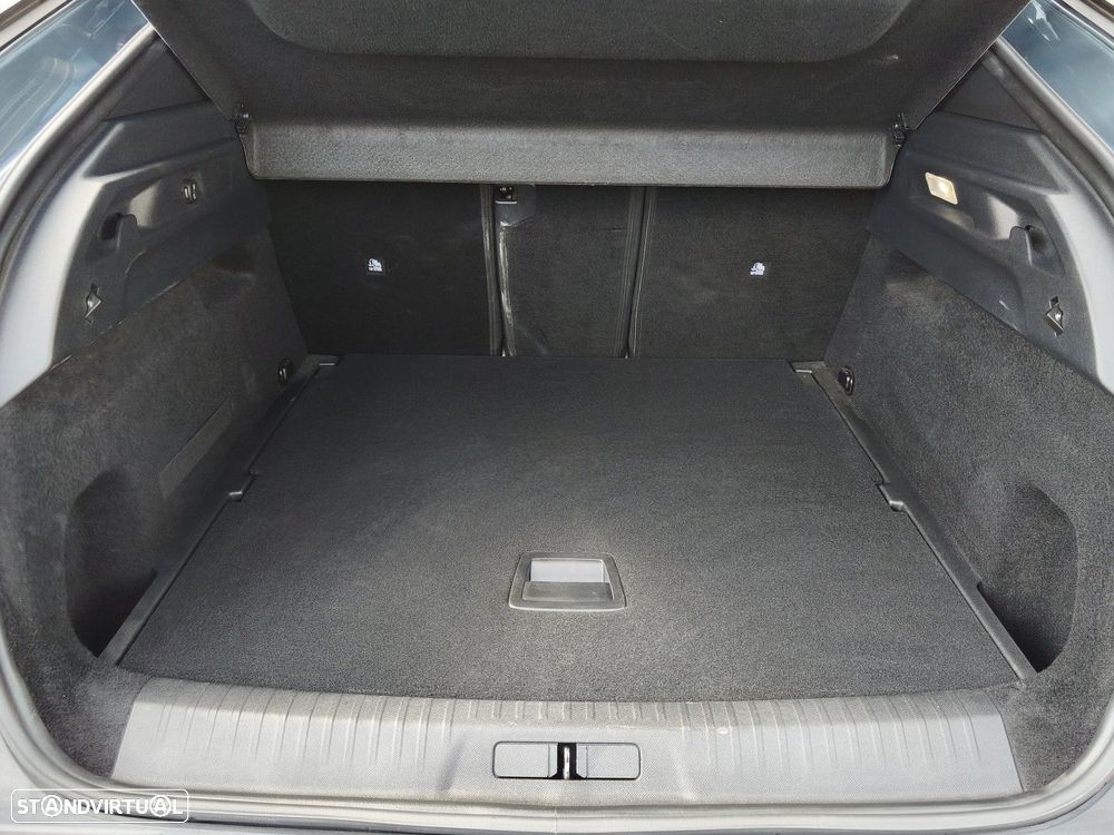 Peugeot 3008 1.2 Hybrid Allure e-DCS6 - 39