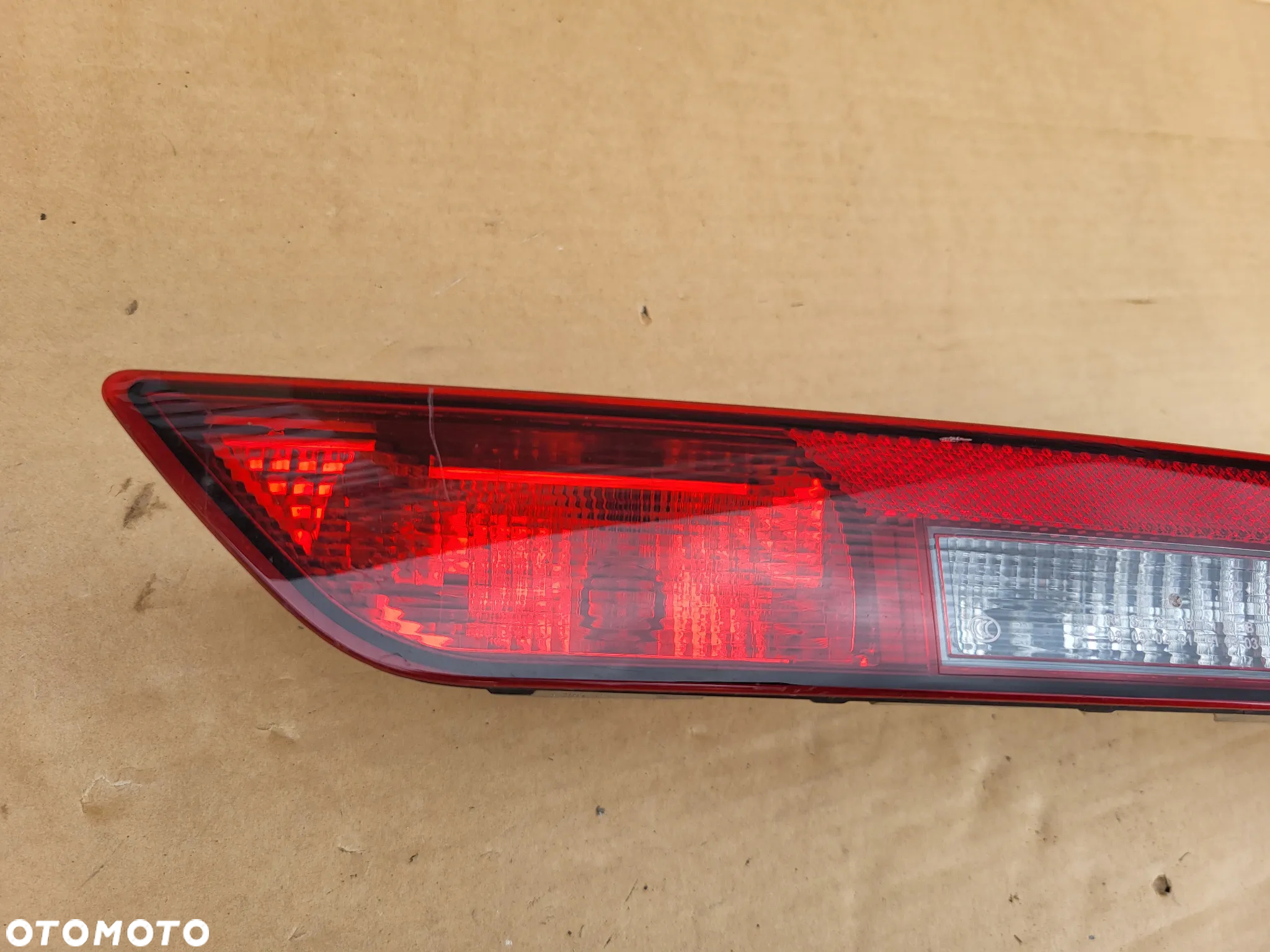 LAMPA TYL W ZDERZAK AUDI Q5 II 80A945070B 80A945069B - 38