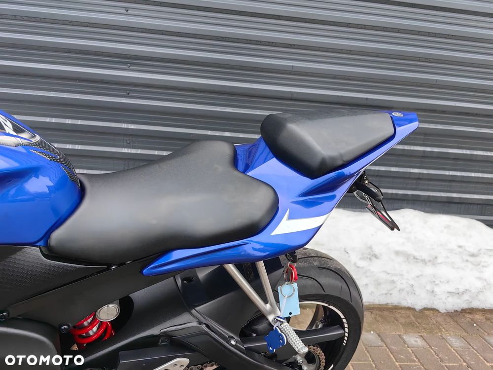 Yamaha R6 - 30