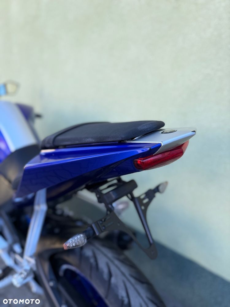 Yamaha YZF - 19