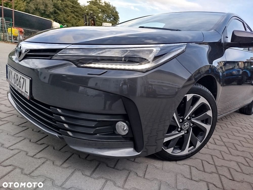 Toyota Corolla 1.6 Executive MS - 3