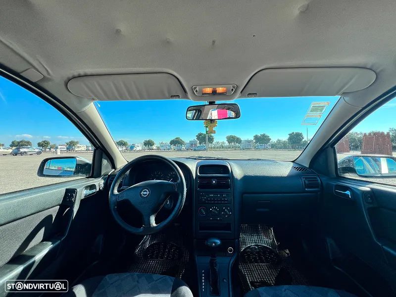 Opel Astra 1.4 Selection Aut. - 6