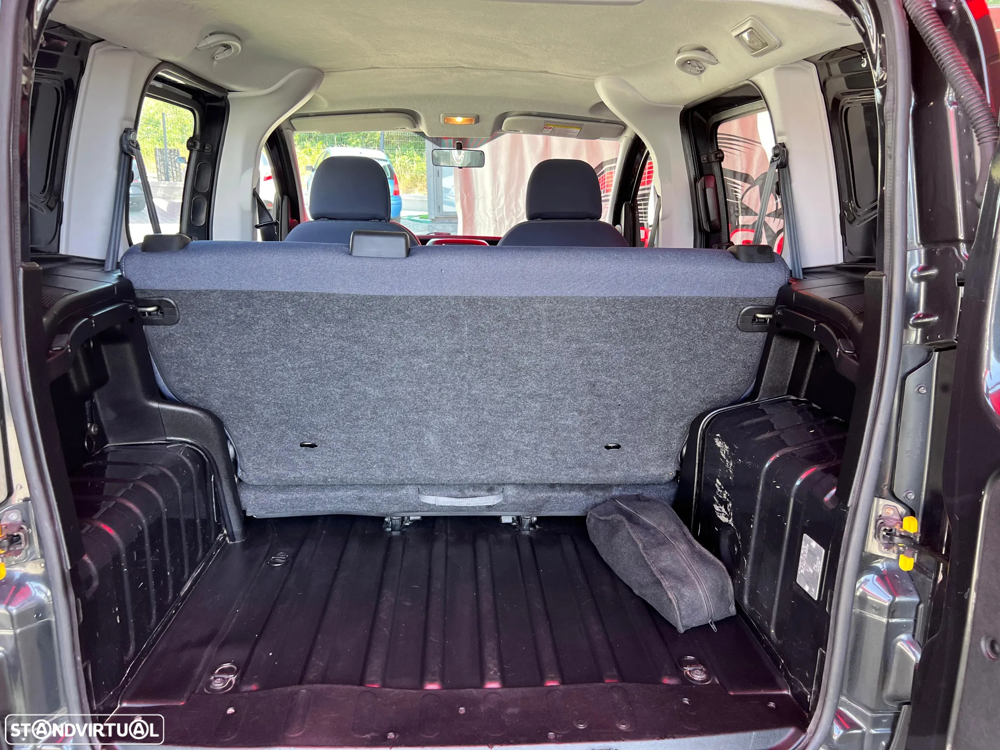 Peugeot Bipper Tepee HDi 75 - 21