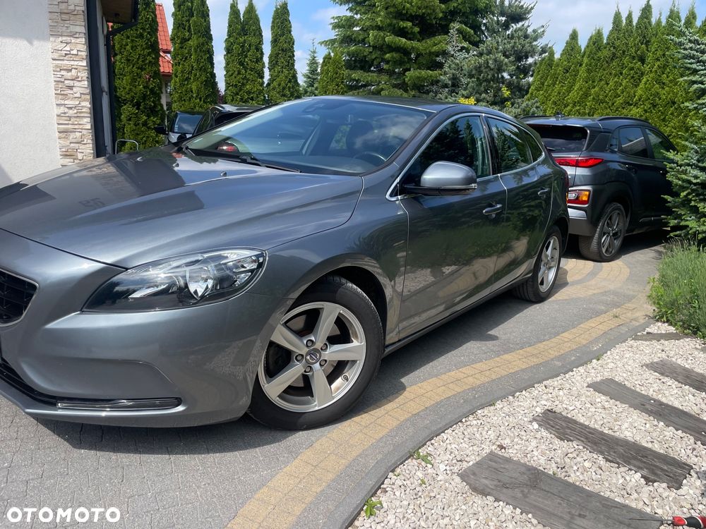 Volvo V40 D2 Powershift Momentum - 19