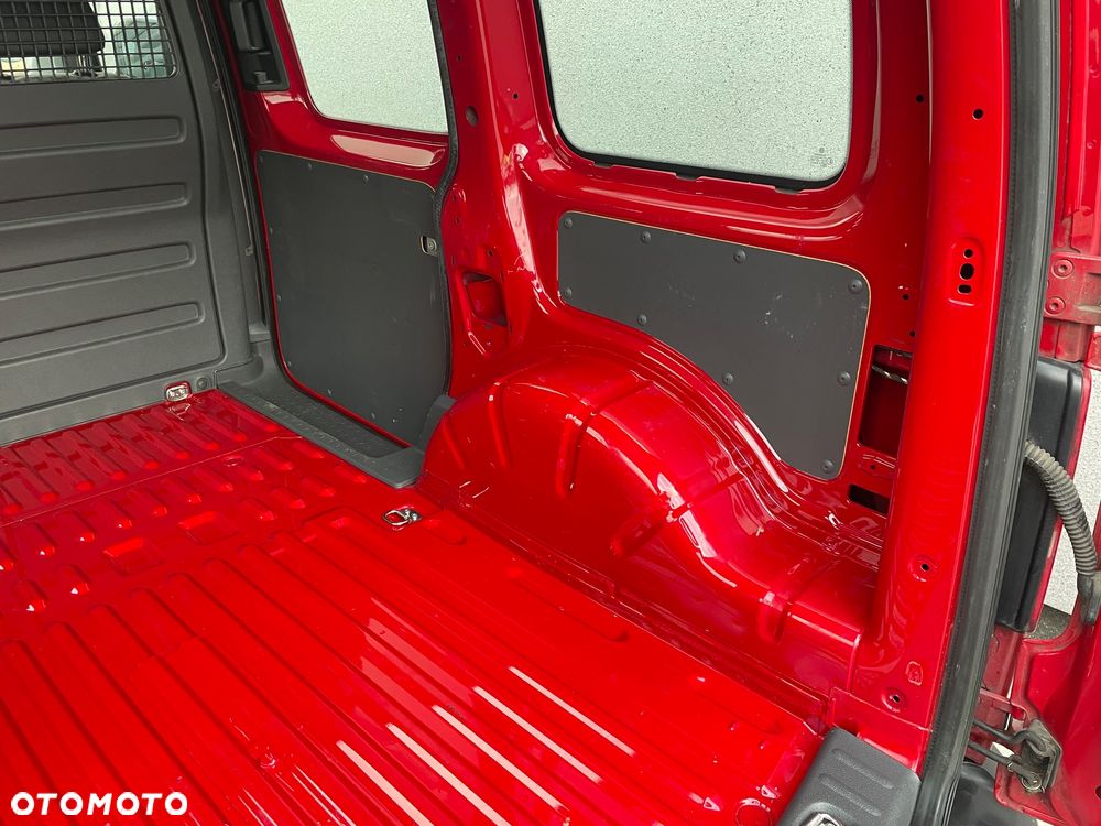 Volkswagen Caddy - 25