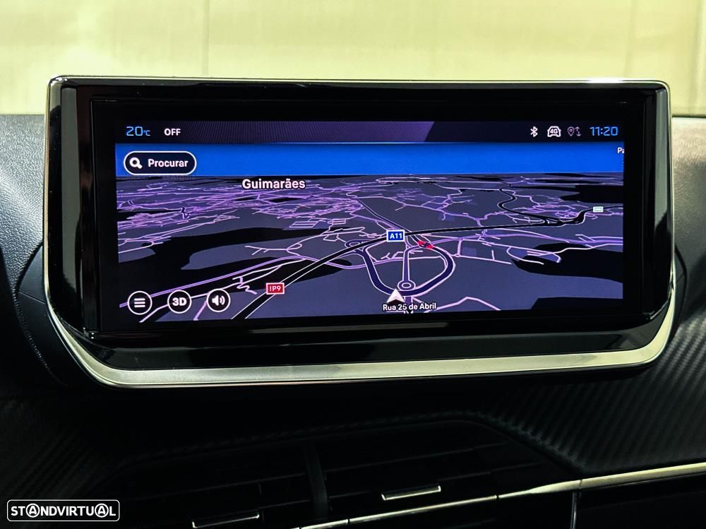 Peugeot 2008 1.2 PureTech Allure EAT8 - 32