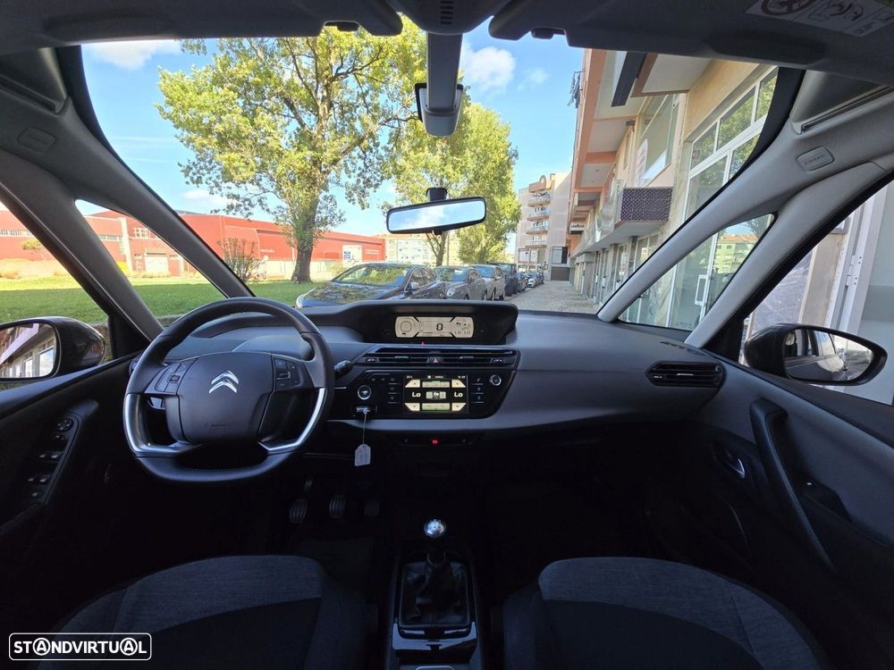 Citroën C4 Picasso 1.6 HDi Attraction - 6