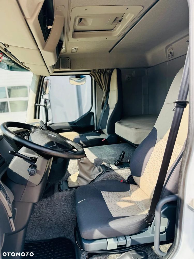 Renault Renault Renault Premium 18.270 DXI E5 / kontener z winda / org. 187000km !!! / sypialka / na podz. Volvo - 27