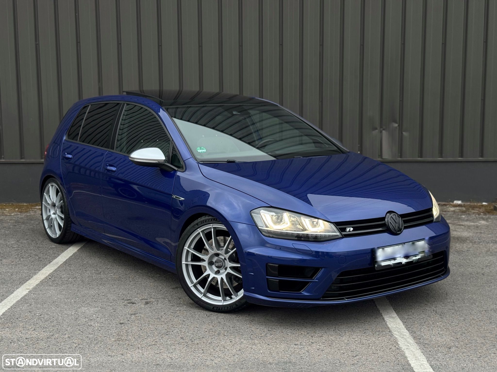 VW Golf 2.0 TSI R DSG - 1