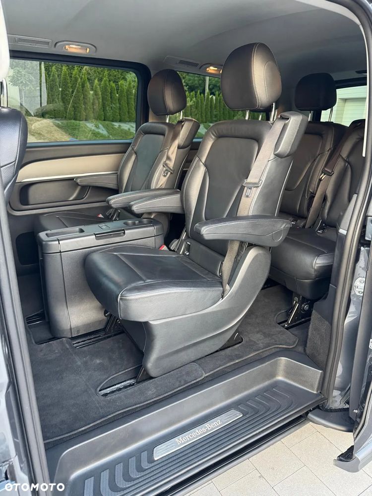 Mercedes-Benz Klasa V 250 d 4-Matic Avantgarde 7G-Tronic (d³ugi) - 11