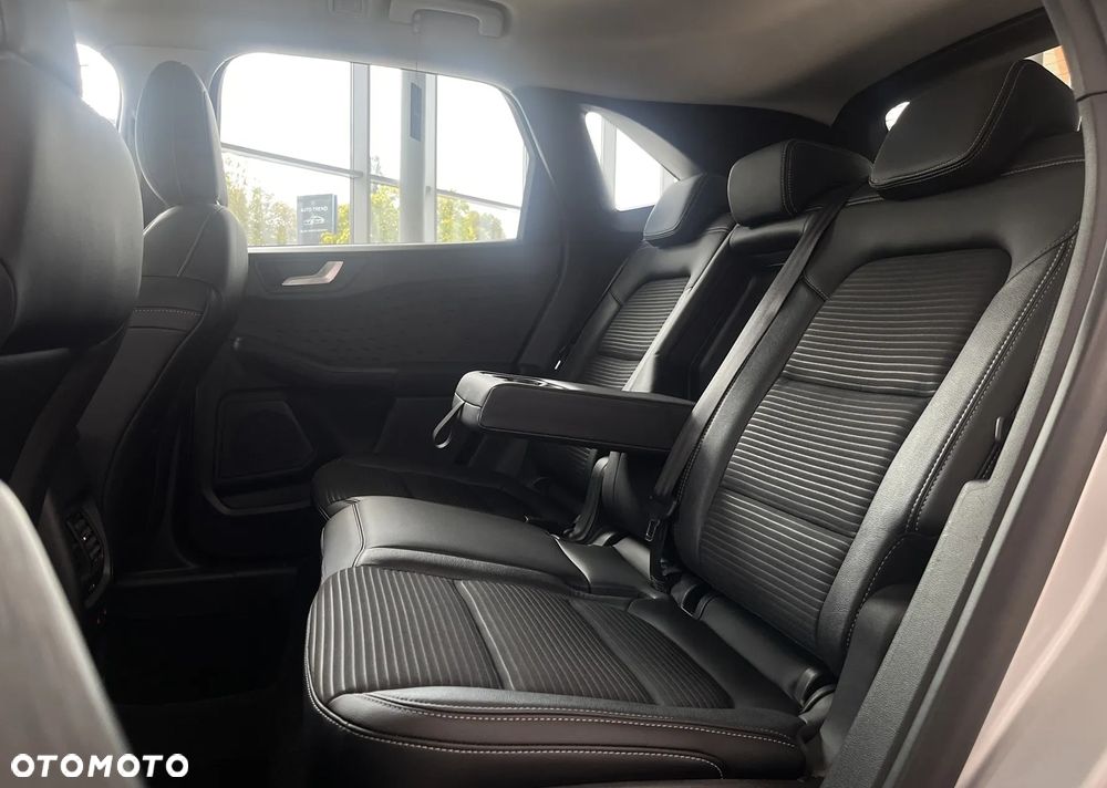 Ford Kuga 2.0 EcoBlue AWD Titanium X - 25