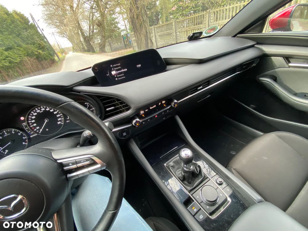 Mazda 3 SKYACTIV-G 2.0 M-Hybrid SELECTION - 18