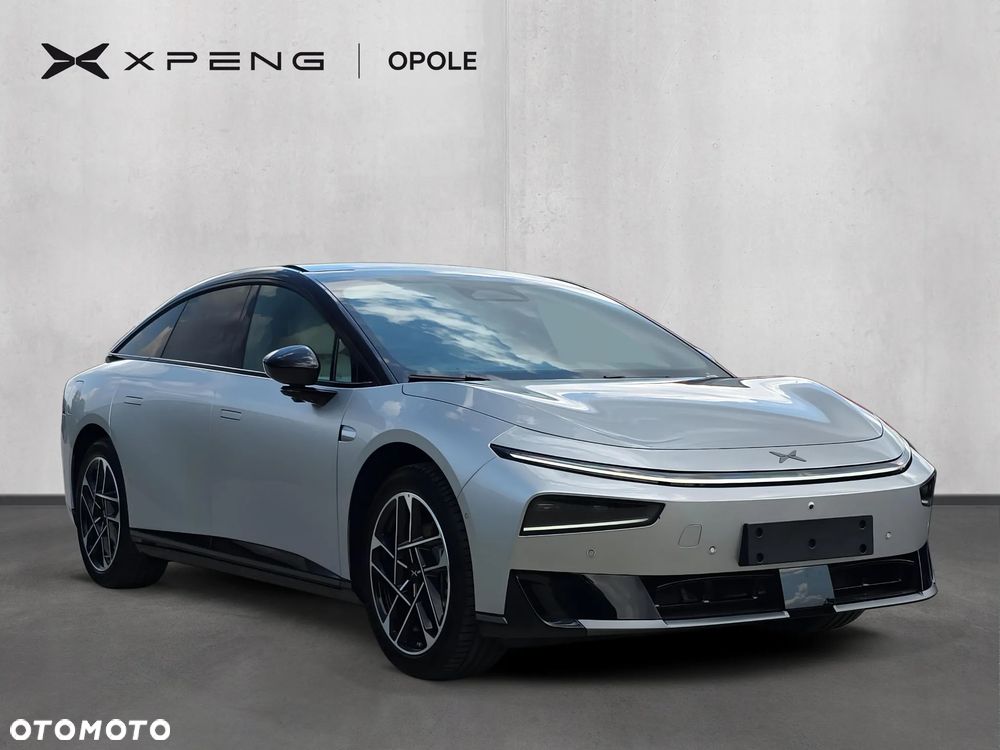 XPeng P7+ 74.9 kWh RWD Long Rage Pro - 8