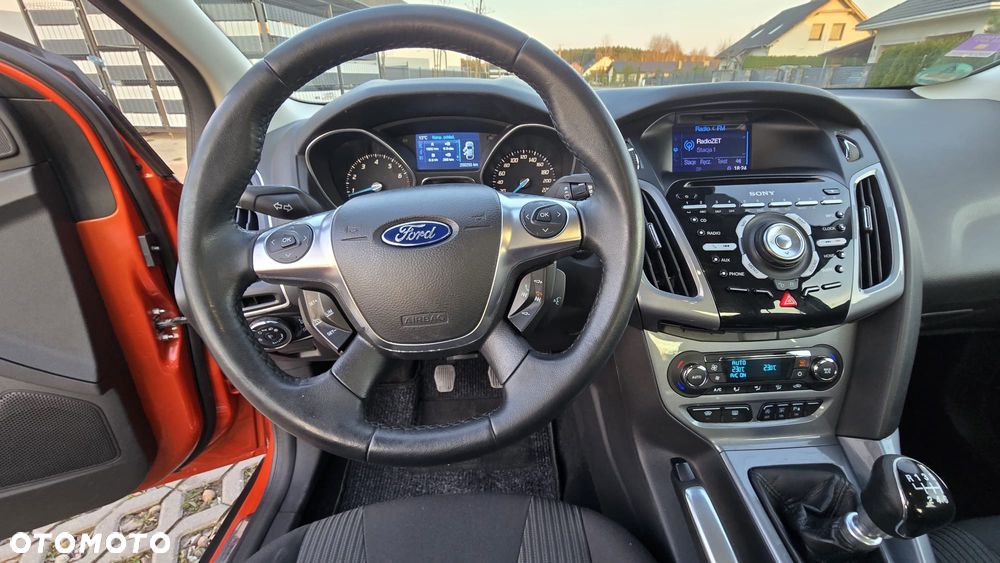 Ford Focus 1.6 EcoBoost Titanium - 20