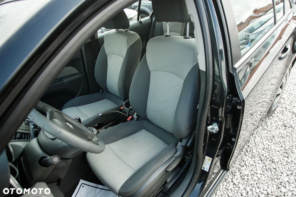 Chevrolet Cruze 1.6 LS - 33