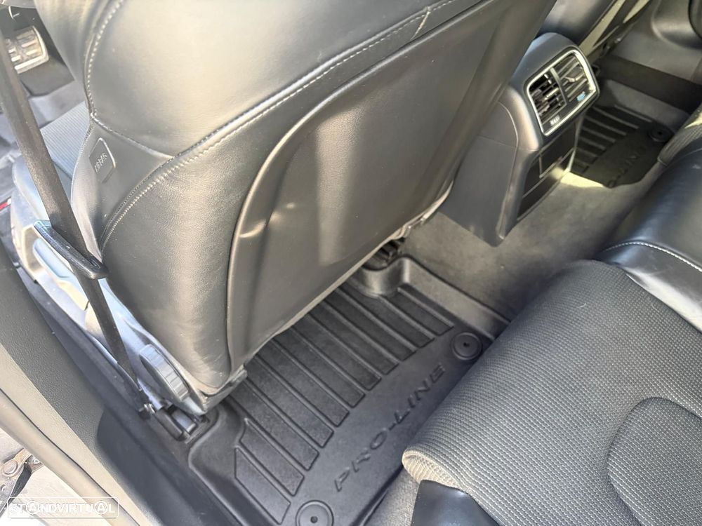 Audi A5 Sportback 2.0 TDI quattro S tronic S-line - 28