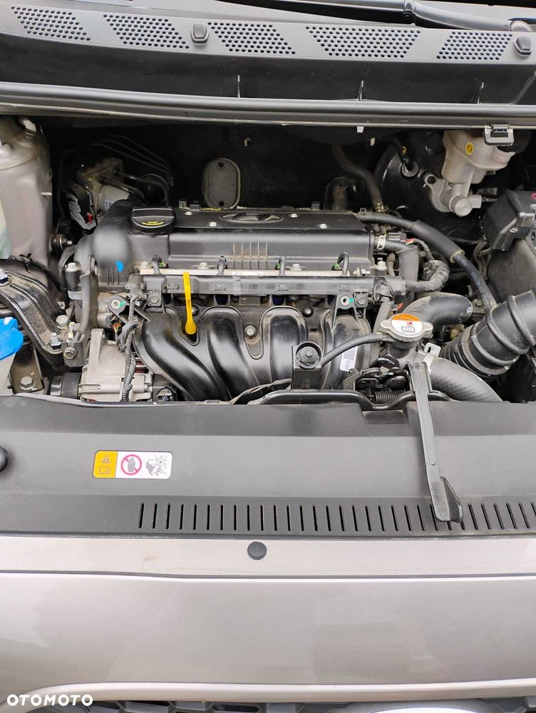 Hyundai ix20 - 8